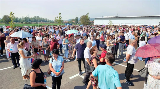 1726196272319004892.jpg 3.jpg