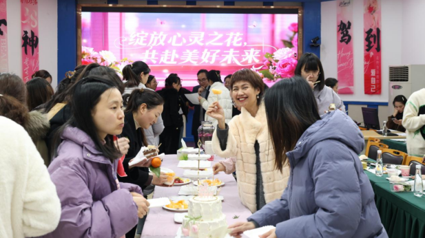 1741597373198006947.png 10.png